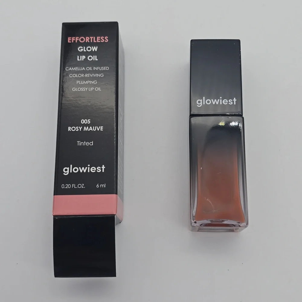 Glowiest Effortless Glow Lip Oil in 005 Rosy Mauve Plumps Lips Korean Skincare